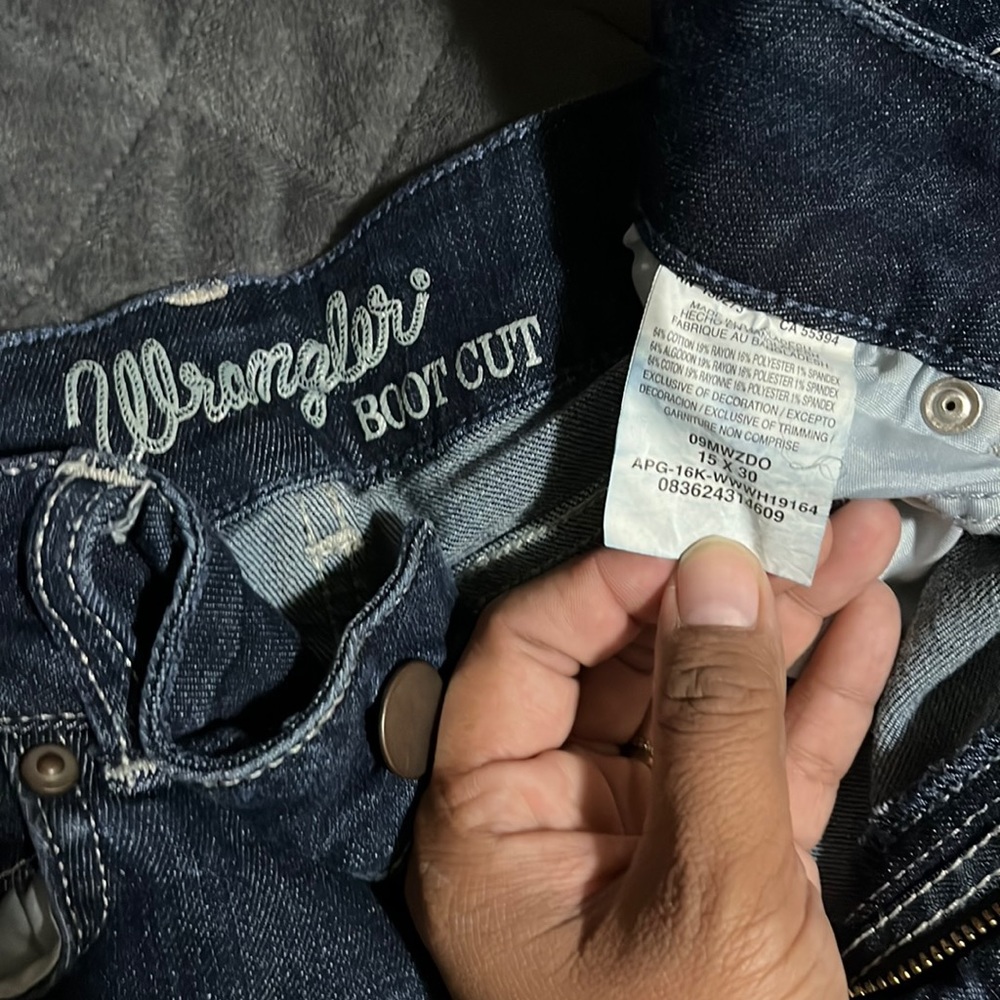 Wrangler boot cut 15x30